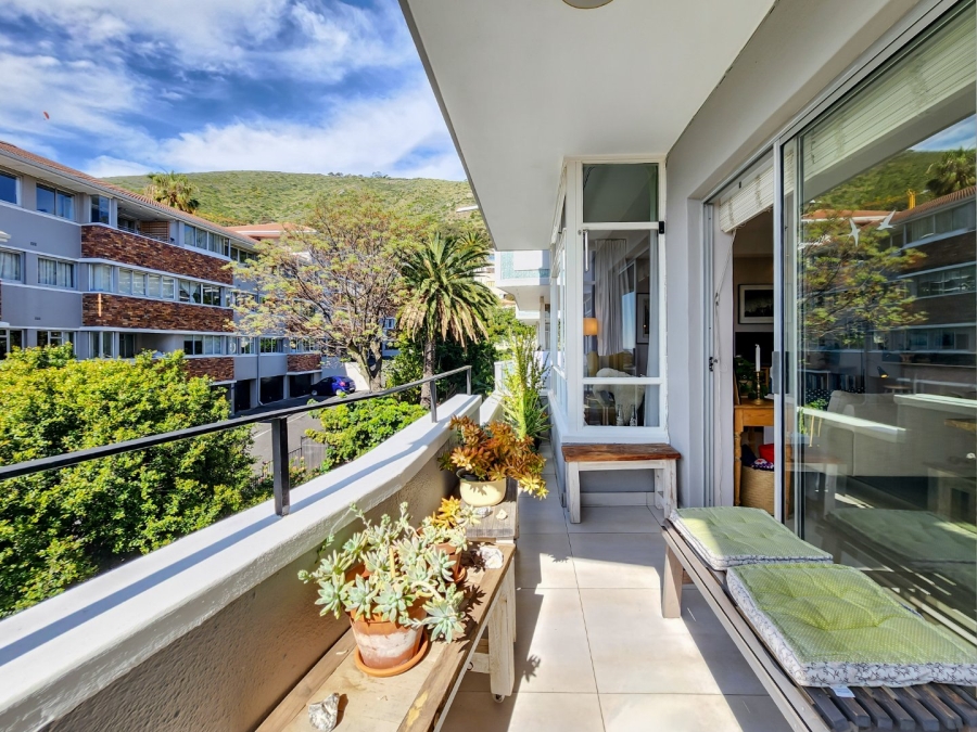 2 Bedroom Property for Sale in Sea Point Western Cape